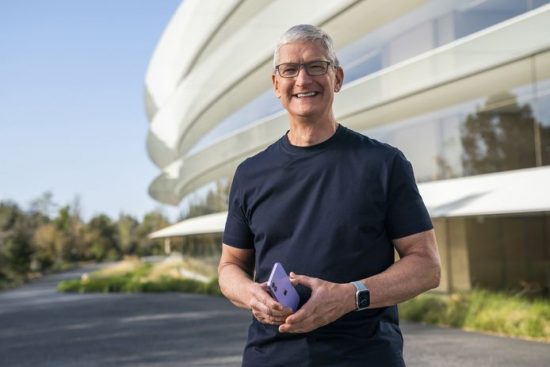 Apple: Επένδυση μαμούθ 500 δισ. δολ. στις ΗΠΑ και 20.000 νέες θέσεις εργασίας για να αποφύγει τους δασμούς – mononewsTV