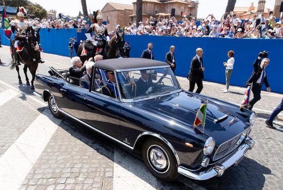 Lancia Flaminia: Το αυτοκίνητο του προέδρου!