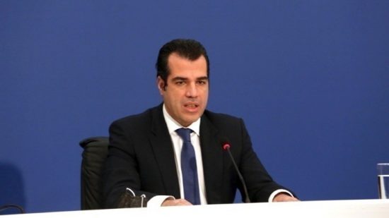 Πλεύρης: Ίσως ληφθούν ήπια μέτρα το φθινόπωρο – Δεν έχει νόημα τώρα