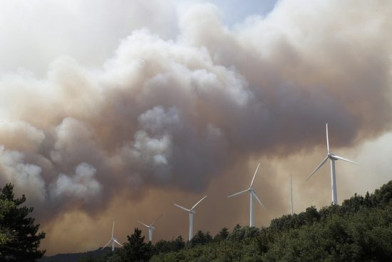 Ισπανία: Μαίνονται οι μεγάλες πυρκαγιές, κατεστραμμένα πάνω από 200.000 στρέμματα