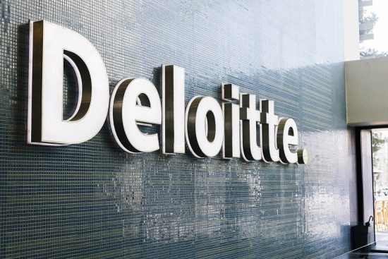 Deloitte: Το ξενοδοχείο του μέλλοντος – Πώς διαμορφώνονται οι τάσεις στον σχεδιασμό των resorts στη Μεσόγειο