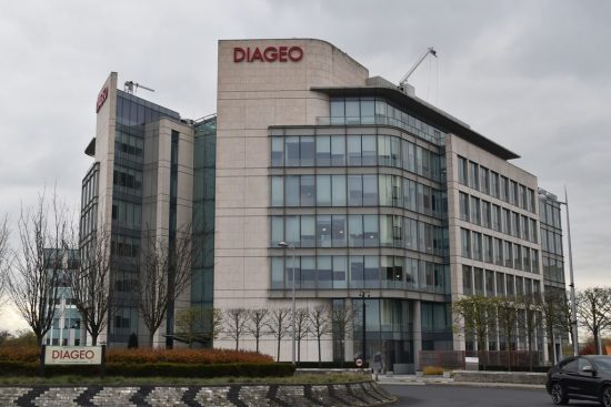 Diageo: Φεύγει από τη Ρωσία η βρετανική εταιρεία