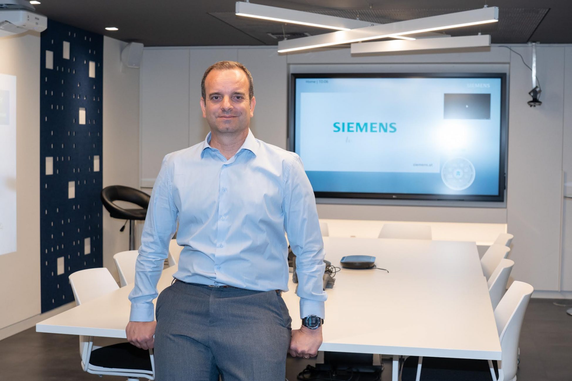 Bασίλης Χατζίκος (CEO Siemens ΑΕ): Οι επενδύσεις των 10 δισ. και ο ηγέτης που «γεννάει» ηγέτες