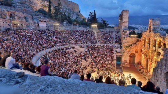 Σήμερα στο Ηρώδειο η διάσημη ορχήστρα JAZZ AT LINCOLN CENTER για την υποστήριξη του «Αττικόν»