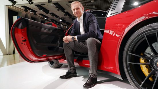 Porsche: Ισχυρό ντεμπούτο με αυξημένη κατά 17% την τιμή της μετοχής στις εξωχρηματιστηριακές συναλλαγές – mononewsTV