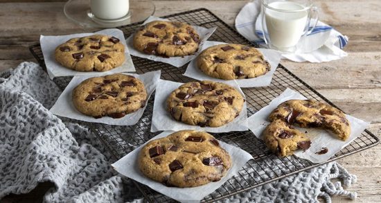 Γρήγορα soft cookies από τον Άκη Πετρετζίκη