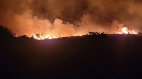 Κεφαλονιά: Ολονύχτια μάχη με τις φλόγες