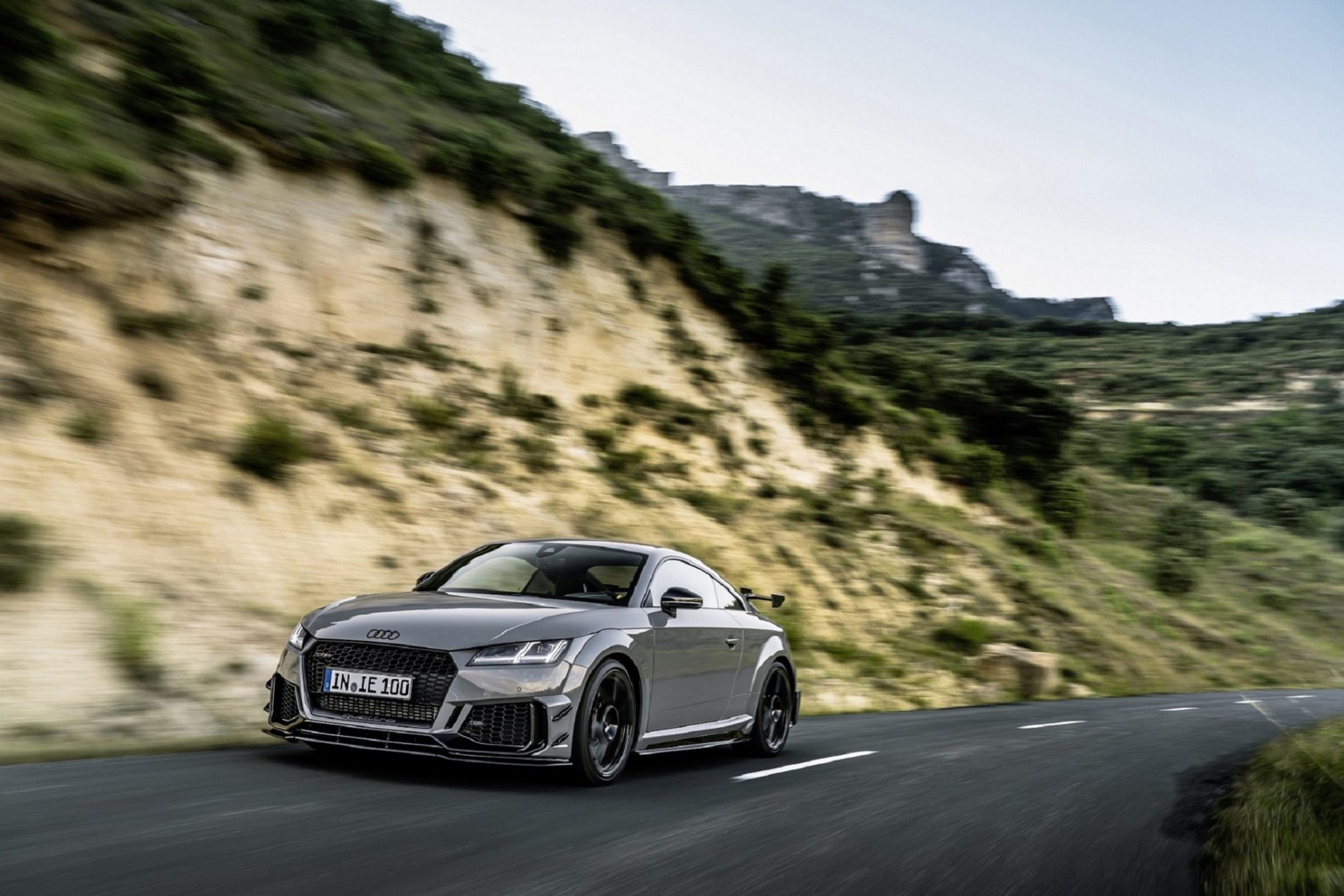 Επετειακή έκδοση Audi TT RS!