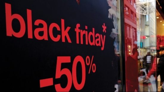 Black Friday: «Κυνηγοί» προσφορών σε καταστήματα αλλά και σε σούπερ μάρκετ φέτος οι καταναλωτές