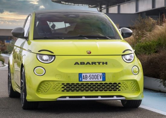 Ιδού το ηλεκτρικό Abarth 500e!