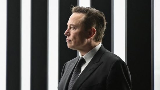 Tesla: Κατάρρευση της μετοχής το 2022 – Απώλειες 69% και selloff