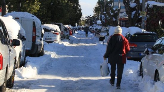 Επικαιροποίηση έκτακτου δελτίου ΕΜΥ: Πού θα σημειωθούν πυκνές χιονοπτώσεις από αργά το απόγευμα – Τι εκτιμάται για την Τρίτη