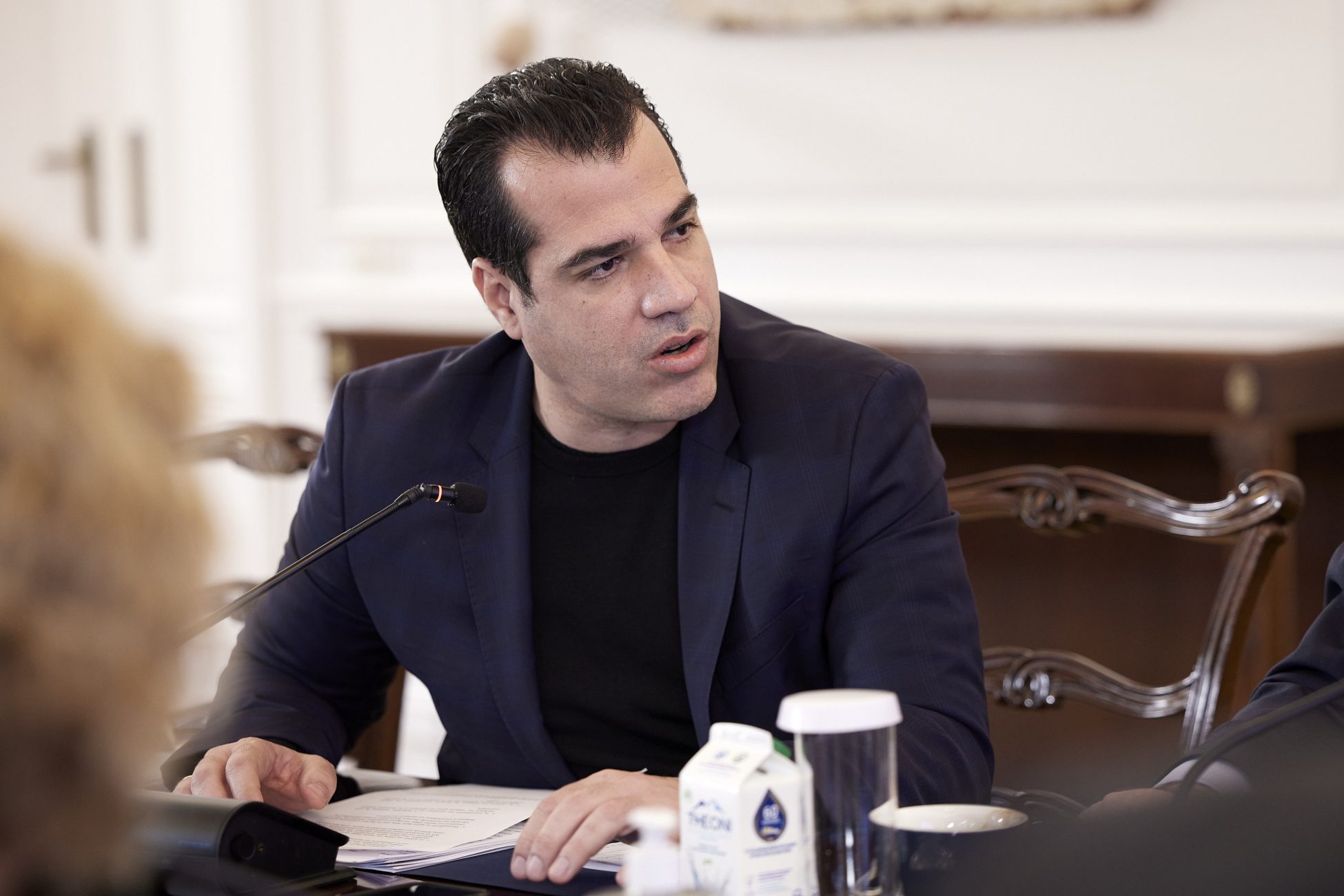 Πλεύρης: Κατεπείγουσα έρευνα για την αναρρωτική στον προϊστάμενο του σταθμάρχη