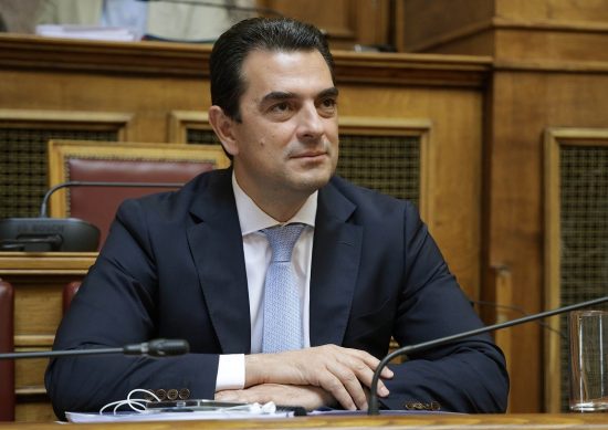 Βουλή: Αντιπαράθεση Σκρέκα – Αντιπολίτευσης για την ακρίβεια στα τρόφιμα