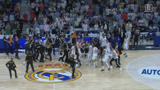 Αδιανόητο ξύλο στο Ρεάλ-Παρτίζαν – Τι λέει η Euroleague (video)