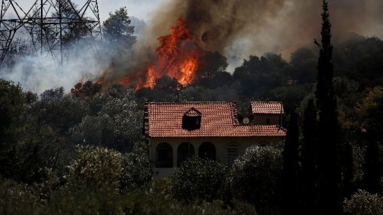 Συνδρομή των Ενόπλων Δυνάμεων στα μέτωπα των πυρκαγιών