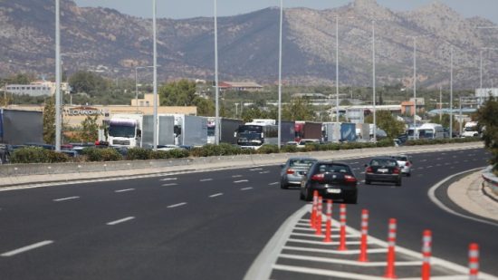 Αθηνών – Κορίνθου: Άνοιξε η παλαιά εθνική οδός – Ολοκληρώθηκε η μετάγγιση του υγροποιημένου αερίου