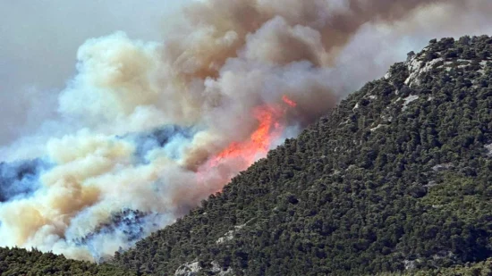 Πάρνηθα: Σε ύφεση η πυρκαγιά – Δεν έχει πληγεί ο πυρήνας του Εθνικού Δρυμού