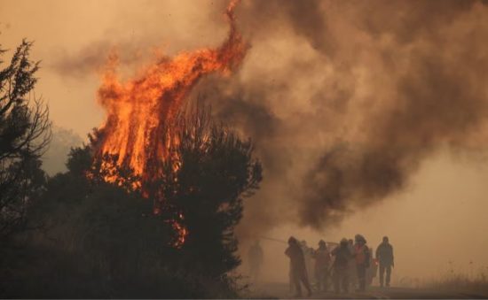 Guardian για Ελλάδα: Η πυρκαγιά στον Έβρο είναι η μεγαλύτερη που έχει καταγραφεί στην ΕΕ