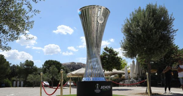 Ο τελικός του Europa Conference League με αμέτρητες αγορές σε super αποδόσεις από το Πάμε Στοίχημα