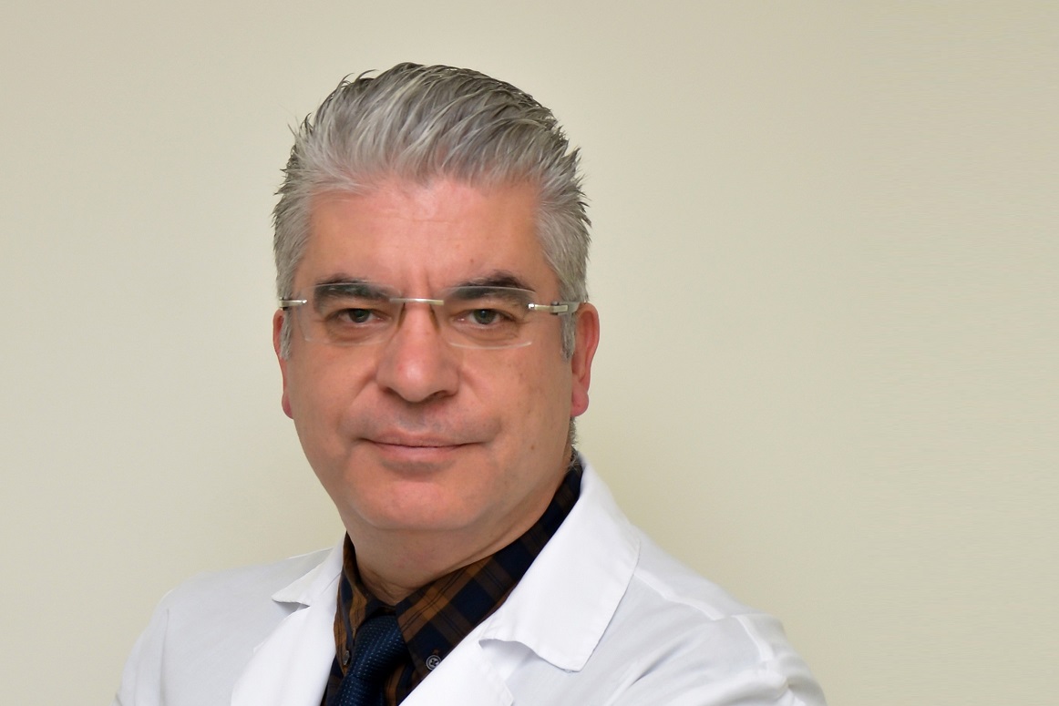Γεώργιος Πετσίνης, Ορθοπαιδικός Χειρουργός – Αρθροσκόπος, Διευθυντής Κέντρου Μυοσκελετικών Κακώσεων και Υγείας της Αθλούμενης Γυναίκας ΜΗΤΕΡΑ