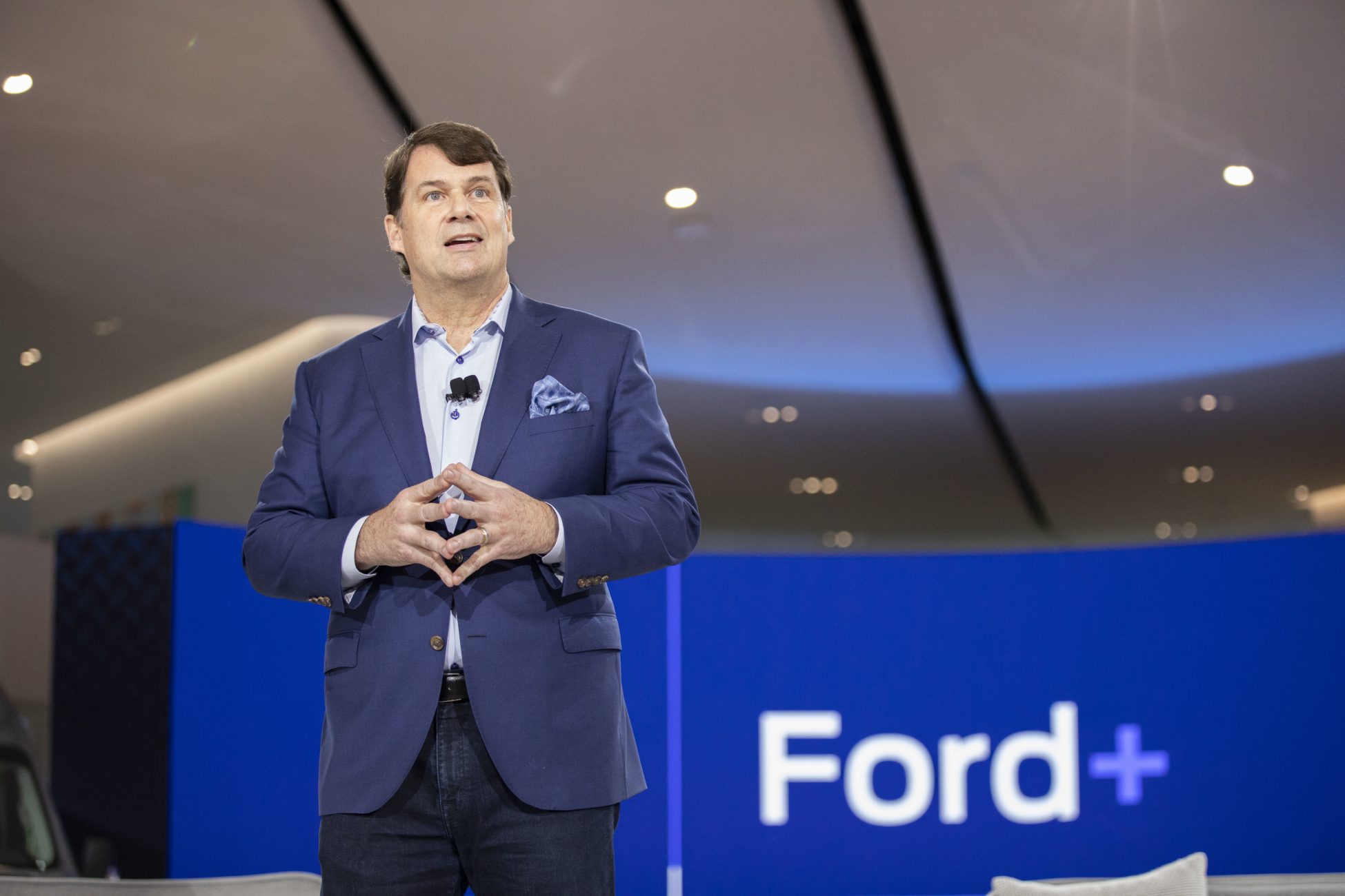 Ford: Χαμήλωσε τις προβλέψεις της για τα EBIT του 2024 λόγω των ηλεκτρικών αυτοκινήτων