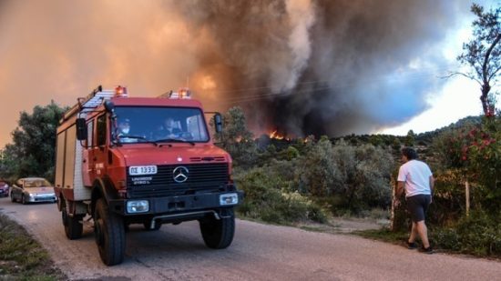 Πυρκαγιές σε όλη τη χώρα – Σε Ηλεία, Αχαΐα τα μεγαλύτερα προβλήματα, καλύτερη η κατάσταση στο Κρανίδι (upd)