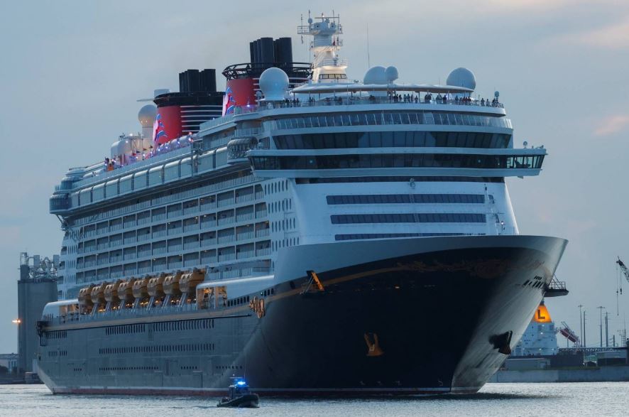 Το Disney Dream, πλοίο της Disney Cruise Lines στις Μπαχάμες