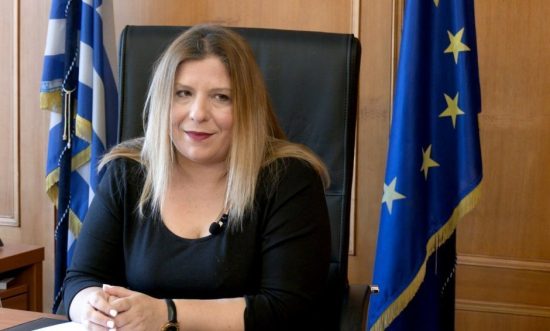 Μαρία Συρεγγέλα στο Mononews: Υποκριτής ο Κασσελάκης, να διαγράψει τώρα τον Πολάκη