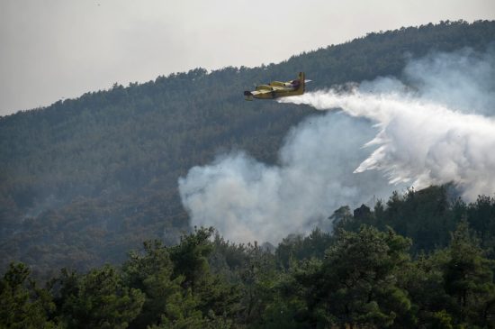 Πολύ αυξημένος κίνδυνος πυρκαγιάς τη Δευτέρα σε 5 περιοχές