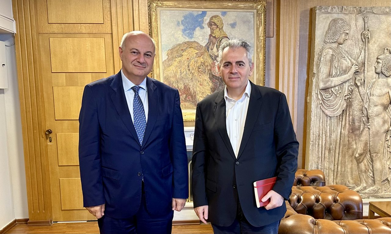 Με τον υπουργό Αγροτικής Ανάπτυξης, Κώστα Τσιάρα συναντήθηκε ο βουλευτής Λαρίσης της Νέας Δημοκρατίας, Μάξιμος Χαρακόπουλος