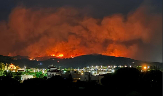 Ολονύχτια μάχη στην Εύβοια με την πυρκαγιά – Κικίλιας: Κανείς δεν φεύγει μέχρι να κάνουμε τη δουλειά μας