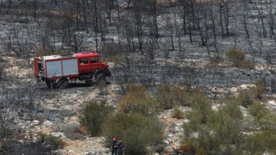 Πυροσβεστική: Φωτιά στα 1.900 μ. στον Όλυμπο – Οροθετήθηκε πυρκαγιά στο Ασπρόπυργο, χωρίς ενεργό μέτωπο στη Μήλο