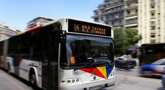 Θεσσαλονίκη: Μόνο από τη μπροστινή πόρτα η είσοδος σε λεωφορεία 20 γραμμών