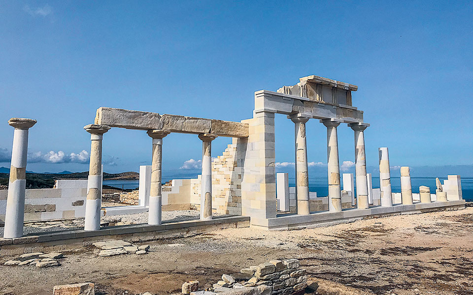 Το ιερό του Απόλλωνα στην νησίδα Δεσποτικό σήμερα μετά τις εργασίες αναστήλωσης 