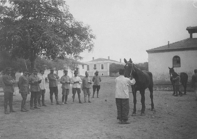 Το κτήριο Β4, πρώτο αριστερά το 1916 (Πηγή Γαλλικά Αρχεία Στρατού)