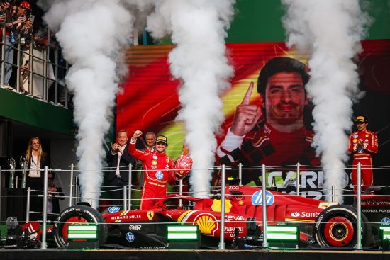 F1 Μεξικό: Εμφατική νίκη Σάινθ!