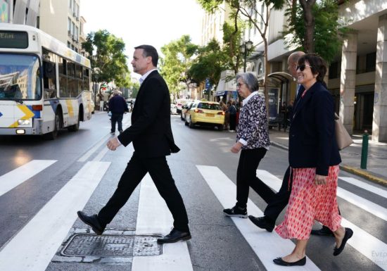 Οδική ασφάλεια: Σημαντικές παρεμβάσεις στις διαβάσεις πεζών στην οδό Αθηνάς – Καμπάνια «Φόρα Πάντα Κράνος!»