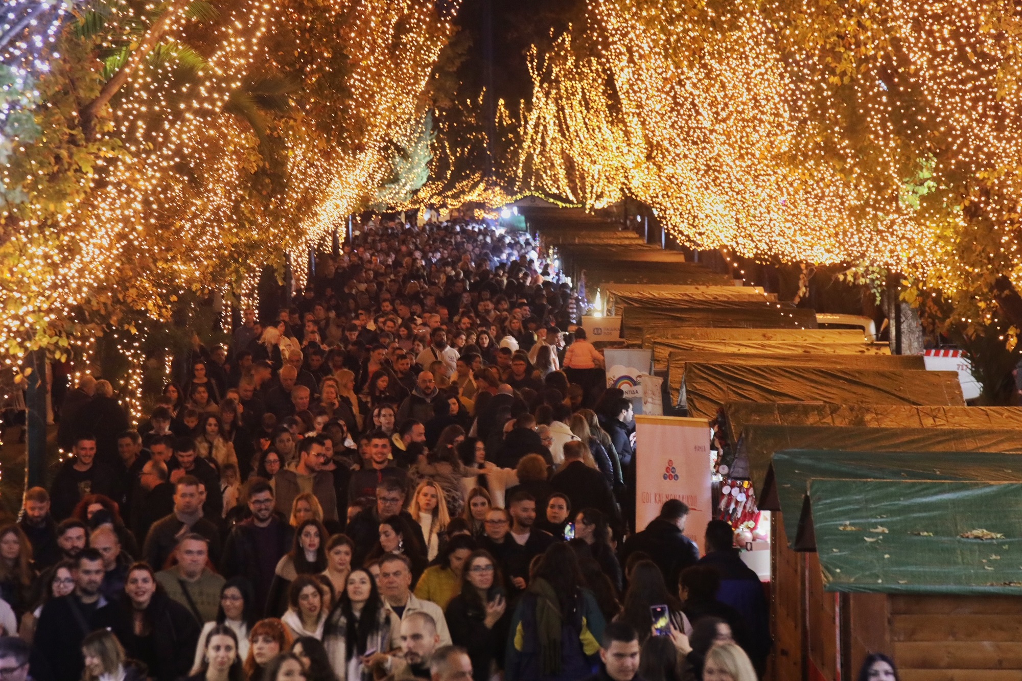 Το ροκ συναντά τα τραγούδια της μεγάλης οθόνης στο Πεδίο του Άρεως