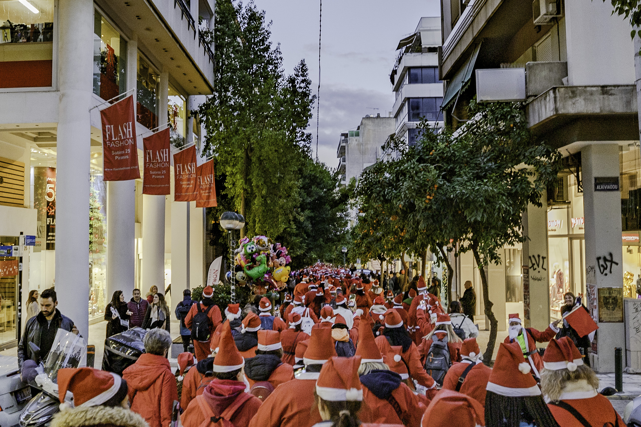 «Santa Night Run»