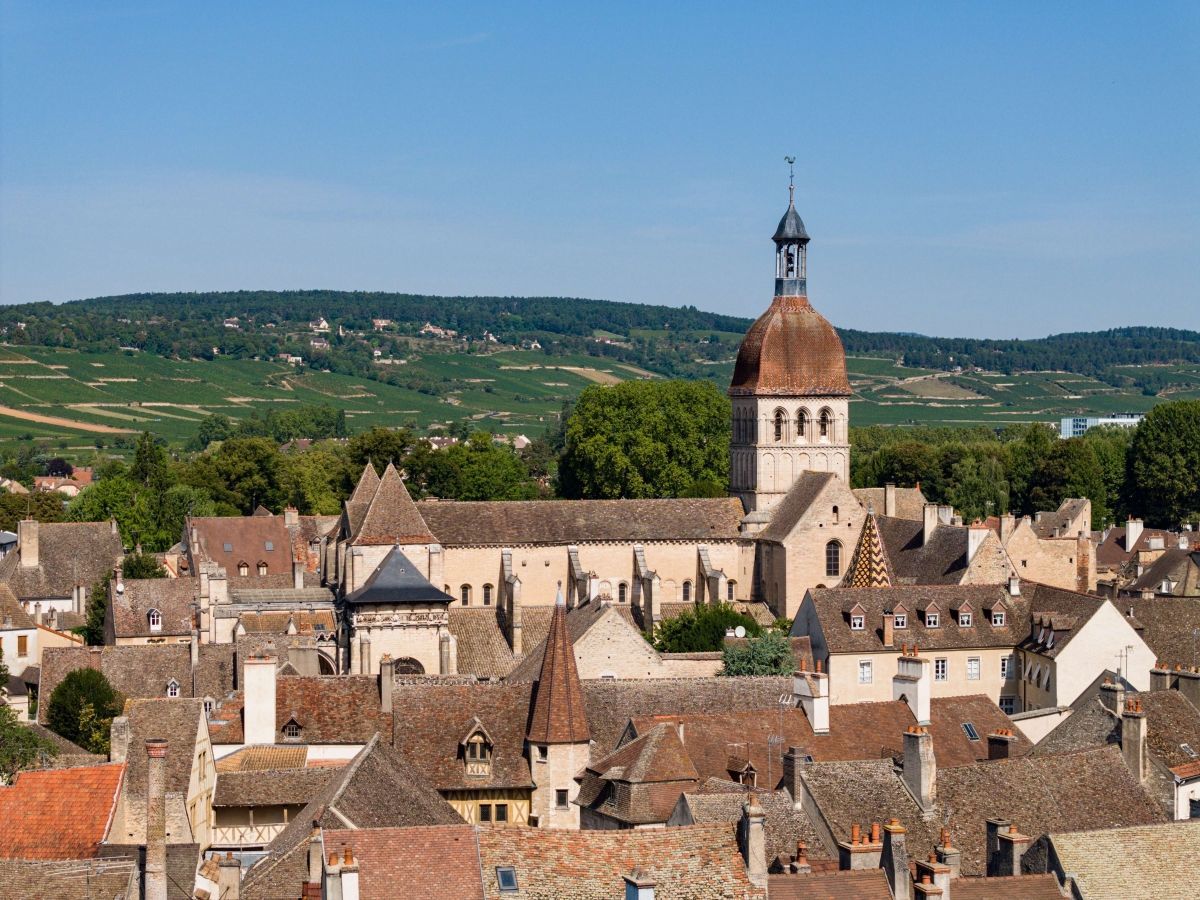 photo credit : official site του Château de la Commaraine 