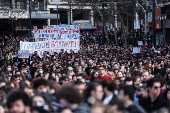 Η χώρα σε αναζήτηση έντιμης πολιτικής, πολιτικών μιας τετραετίας