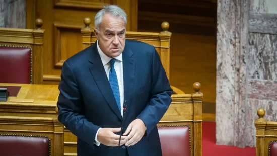 Βορίδης: Τέλος στις παρατάσεις προθεσμιών για χορήγηση άδειας παραμονής σε μετανάστες